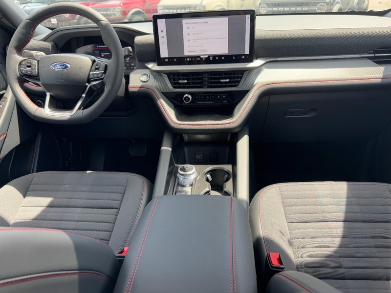 Ford Explorer Vehicle Image 08