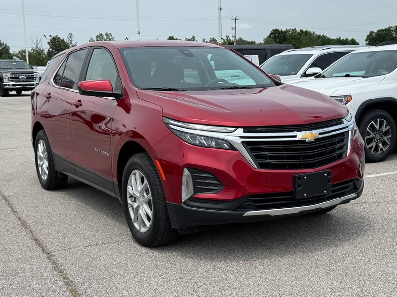Chevrolet Equinox Vehicle Full-screen Gallery Image 02