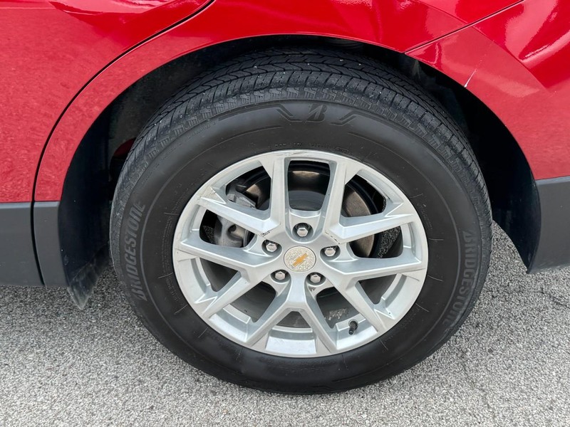Chevrolet Equinox Vehicle Full-screen Gallery Image 07