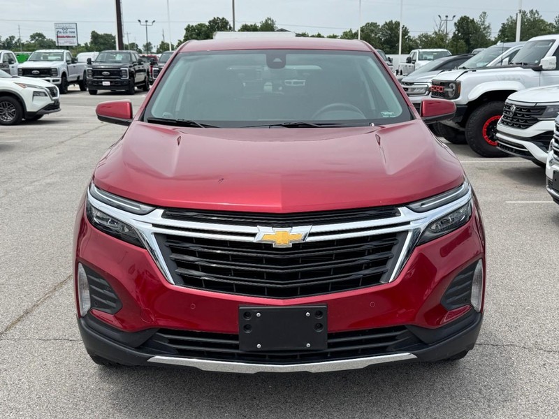 Chevrolet Equinox Vehicle Full-screen Gallery Image 09