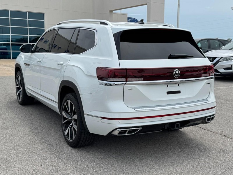 Volkswagen Atlas Vehicle Full-screen Gallery Image 06