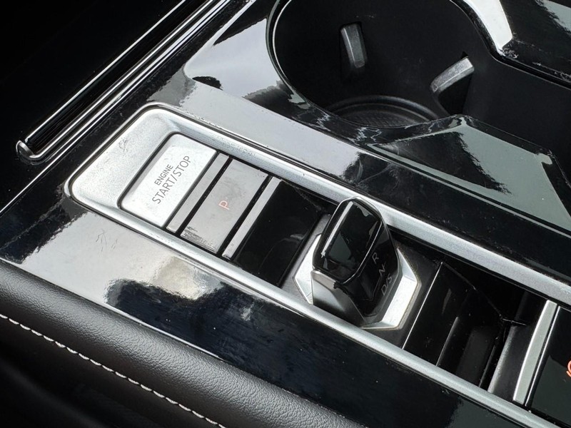 Volkswagen Atlas Vehicle Full-screen Gallery Image 20