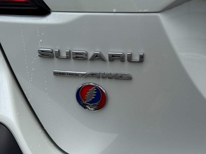 Subaru Outback Vehicle Full-screen Gallery Image 05