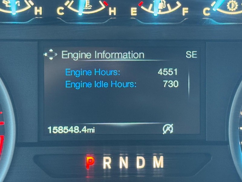 Ford F-150 Vehicle Full-screen Gallery Image 18