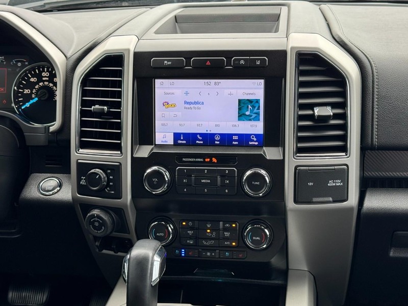 Ford F-150 Vehicle Full-screen Gallery Image 13