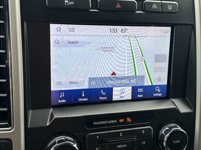 Ford F-150 Vehicle Full-screen Gallery Image 21