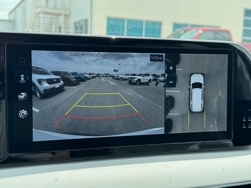 Hyundai Palisade Vehicle Full-screen Gallery Image 24