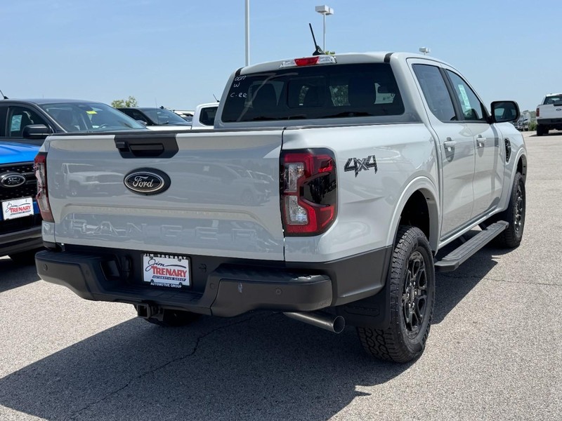 Ford Ranger Vehicle Full-screen Gallery Image 3