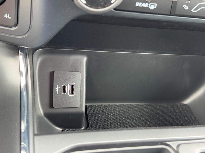 Ford F-150 Vehicle Image 12
