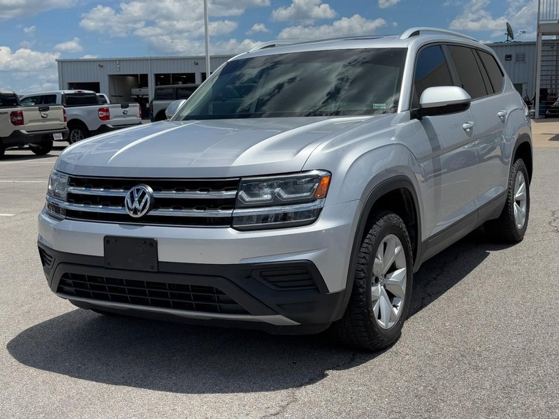 Volkswagen Atlas Vehicle Full-screen Gallery Image 05