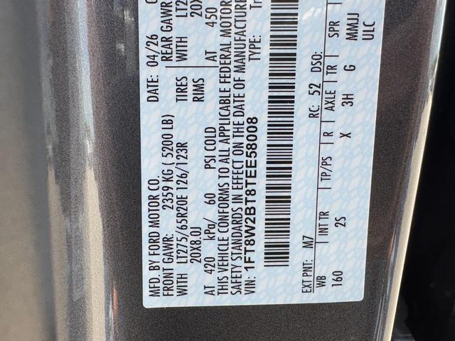 Ford Super Duty F-250 SRW Vehicle Full-screen Gallery Image 17