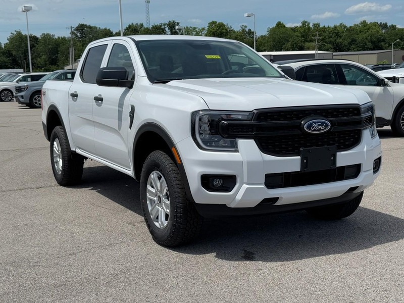 Ford Ranger Vehicle Image 02