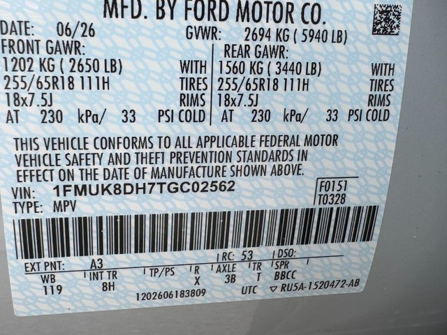 Ford Explorer Vehicle Image 18