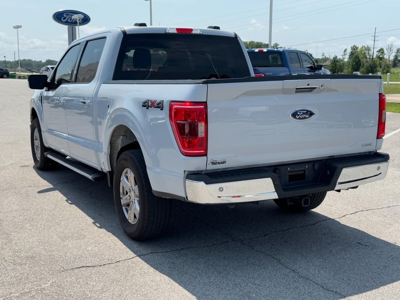 Ford F-150 Vehicle Full-screen Gallery Image 6