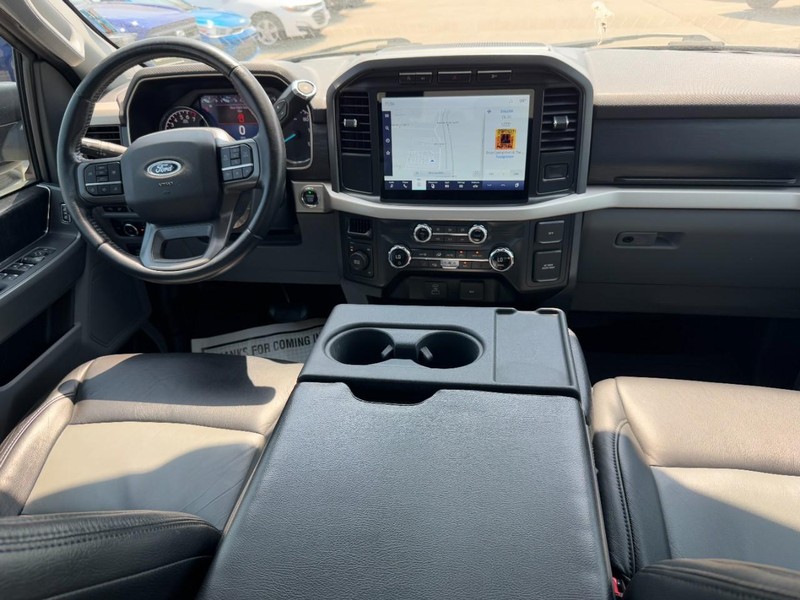 Ford F-150 Vehicle Full-screen Gallery Image 11