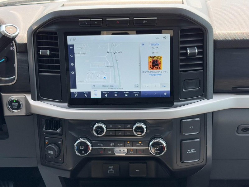 Ford F-150 Vehicle Full-screen Gallery Image 13
