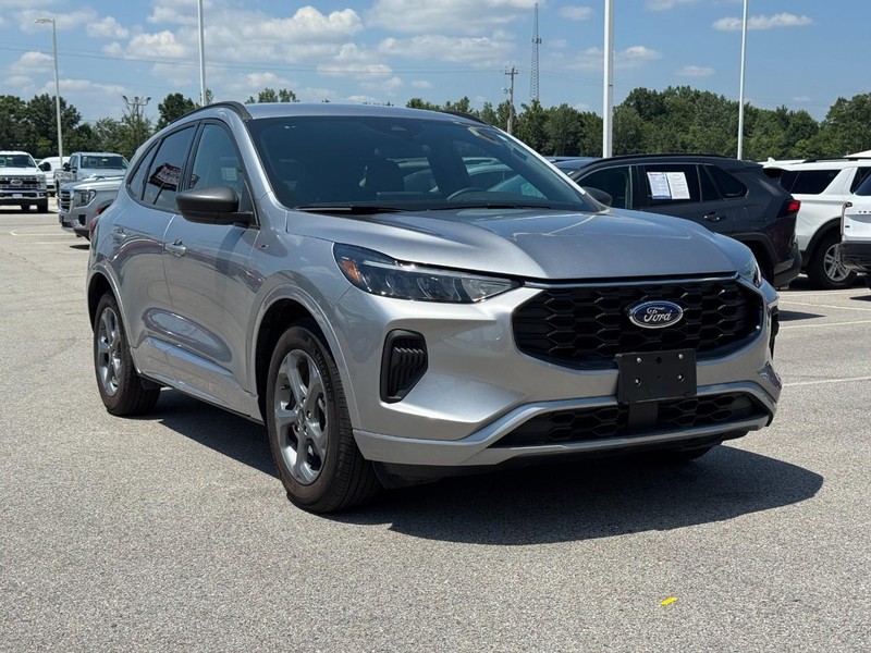 Ford Escape Vehicle Image 02