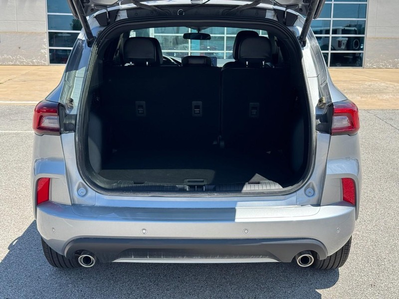 Ford Escape Vehicle Image 05