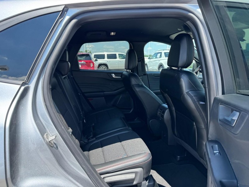 Ford Escape Vehicle Image 10