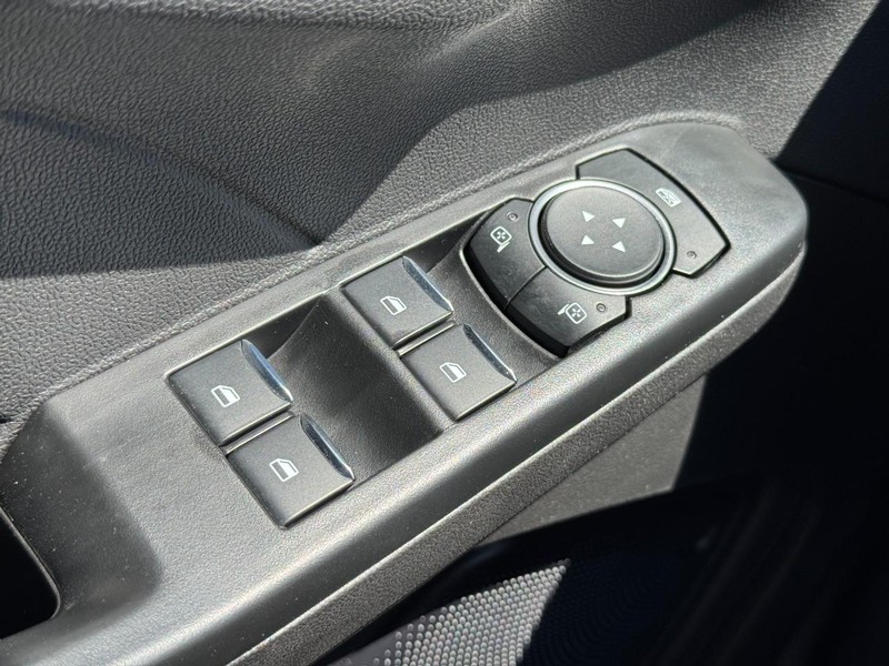 Ford Escape Vehicle Image 23