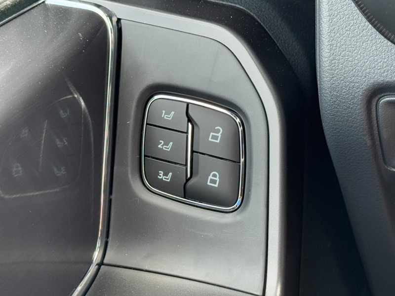 Ford F-150 Vehicle Image 10