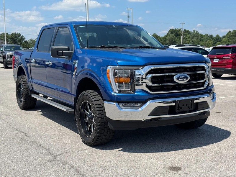 Ford F-150 Vehicle Full-screen Gallery Image 2