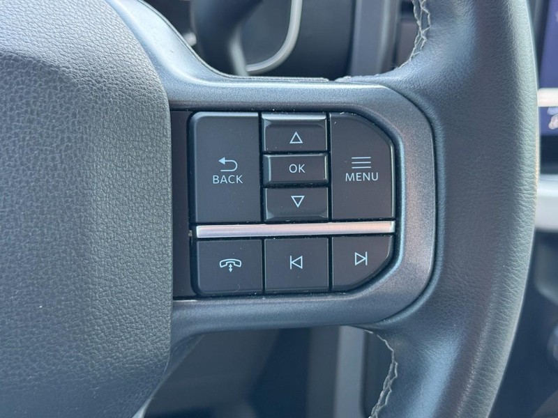 Ford F-150 Vehicle Full-screen Gallery Image 17