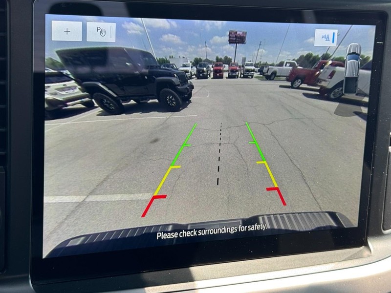 Ford F-150 Vehicle Full-screen Gallery Image 22