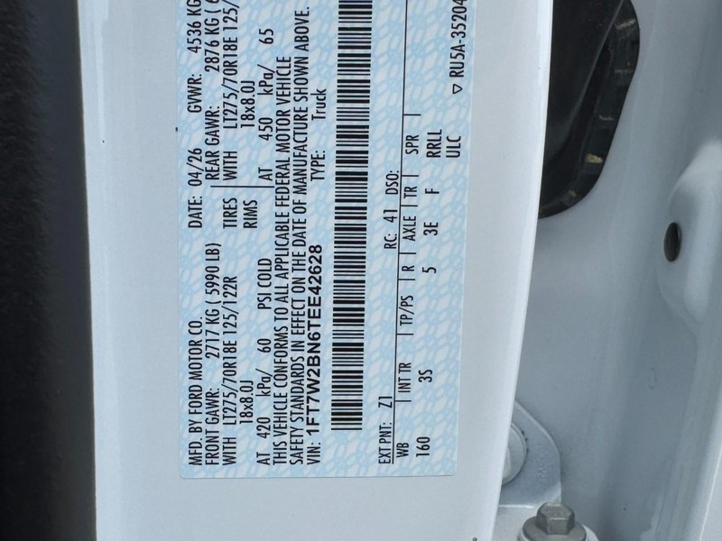 Ford Super Duty F-250 SRW Vehicle Image 15