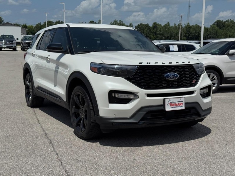 Ford Explorer Vehicle Image 02