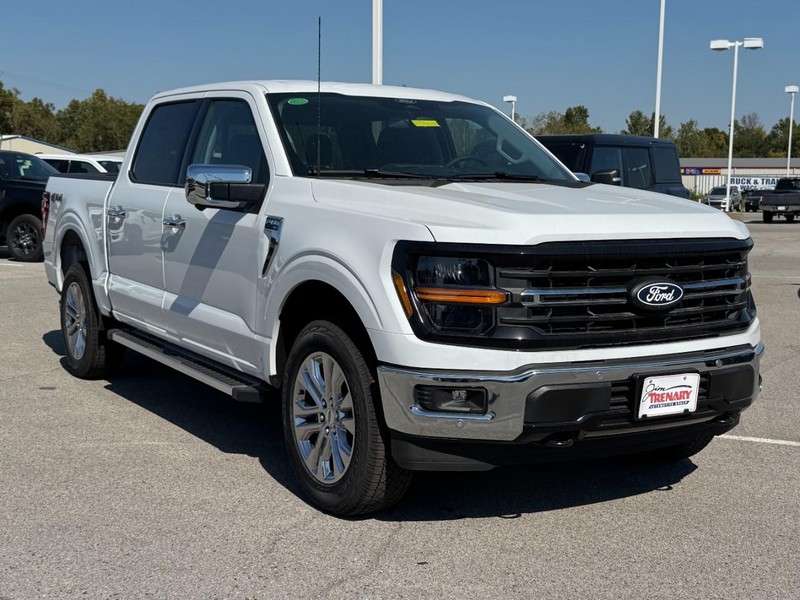 Ford F-150 Vehicle Full-screen Gallery Image 2