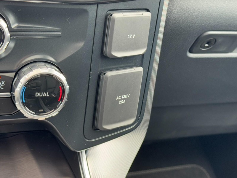 Ford F-150 Vehicle Image 14