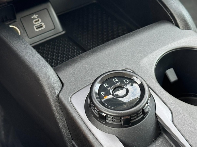 Ford Bronco Sport Vehicle Full-screen Gallery Image 13