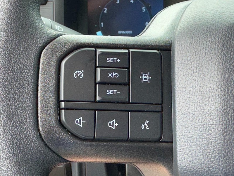 Ford F-150 Vehicle Image 10