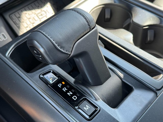 Ford F-150 Vehicle Image 12