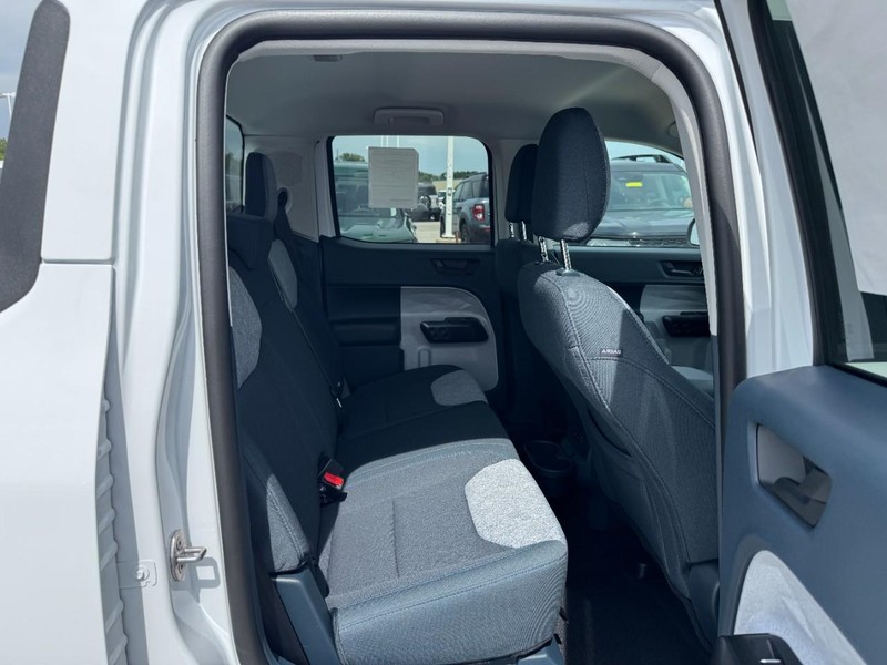 Ford Maverick Vehicle Image 05