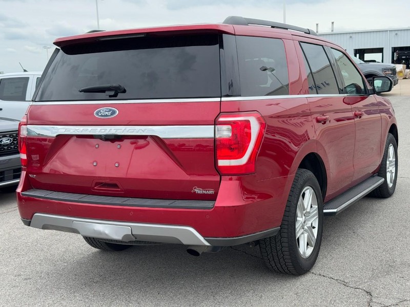Ford Expedition Vehicle Image 03