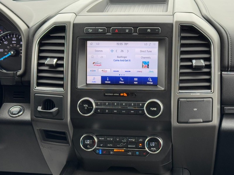 Ford Expedition Vehicle Image 14