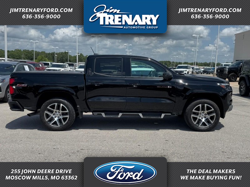 Black 2024 Chevrolet Colorado Pickup Truck Four-Wheel Drive Automatic