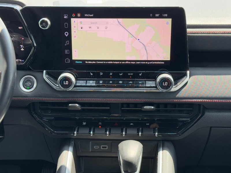 Chevrolet Colorado Vehicle Full-screen Gallery Image 13