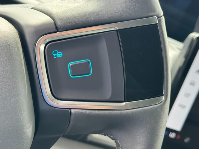 Ford Expedition Vehicle Image 11