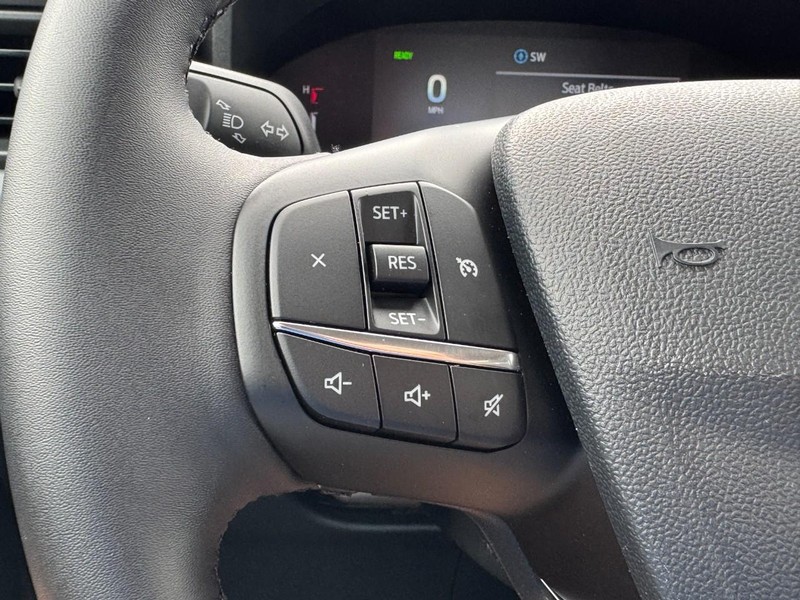 Ford Maverick Vehicle Full-screen Gallery Image 10