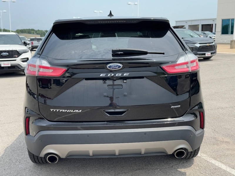 Ford Edge Vehicle Image 04