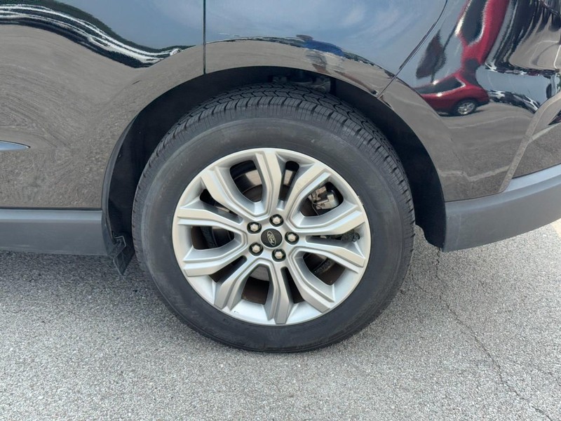 Ford Edge Vehicle Image 07
