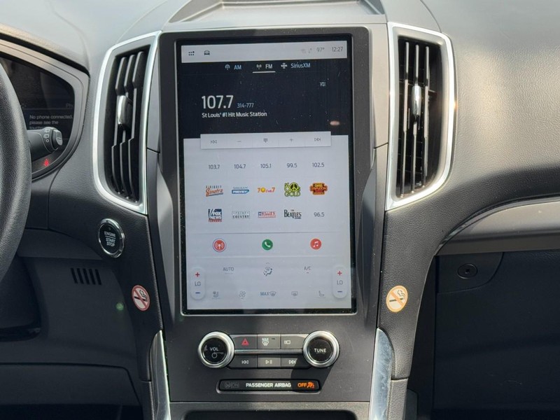 Ford Edge Vehicle Image 13