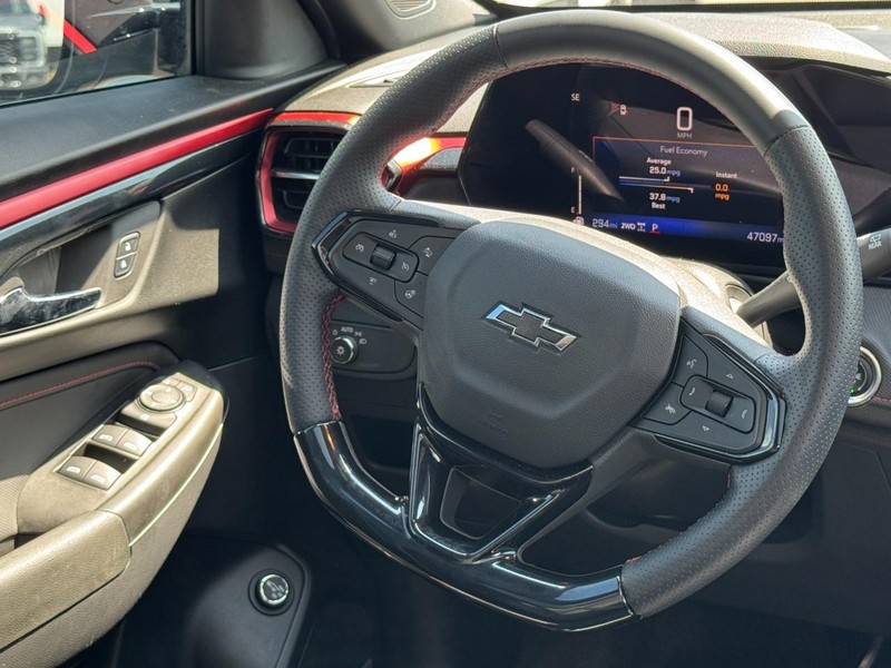 Chevrolet TrailBlazer Vehicle Full-screen Gallery Image 12