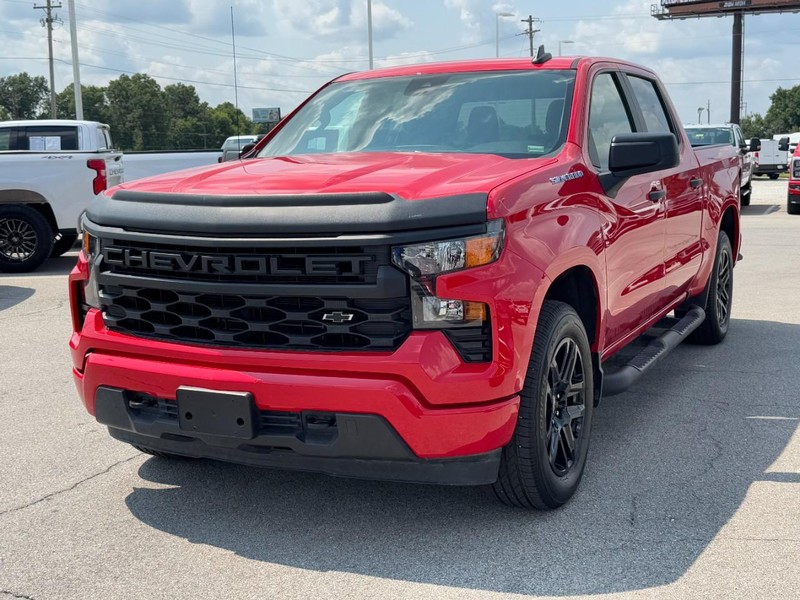 Chevrolet Silverado 1500 Vehicle Full-screen Gallery Image 8