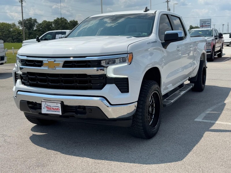 Chevrolet Silverado 1500 Vehicle Full-screen Gallery Image 8