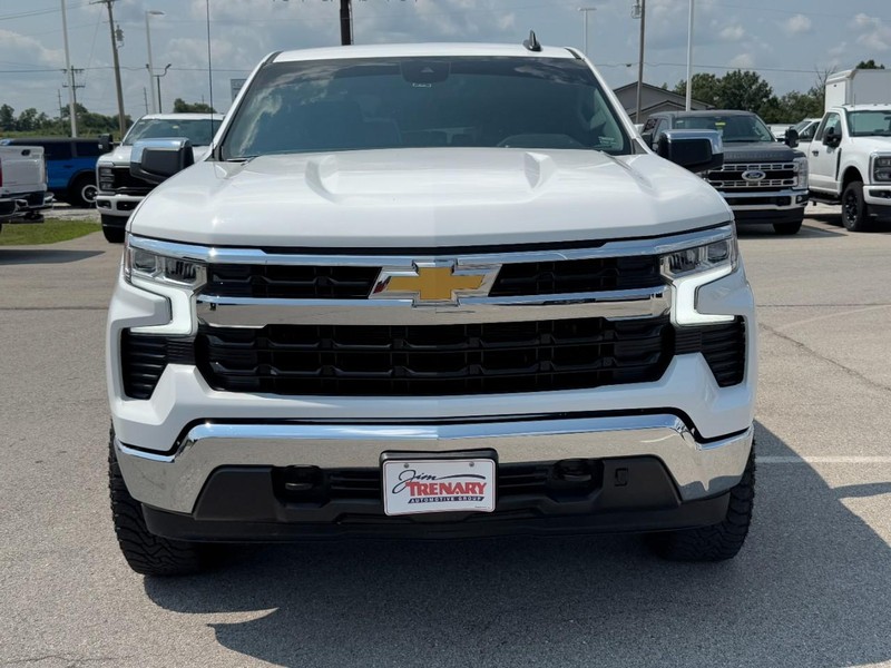 Chevrolet Silverado 1500 Vehicle Full-screen Gallery Image 9