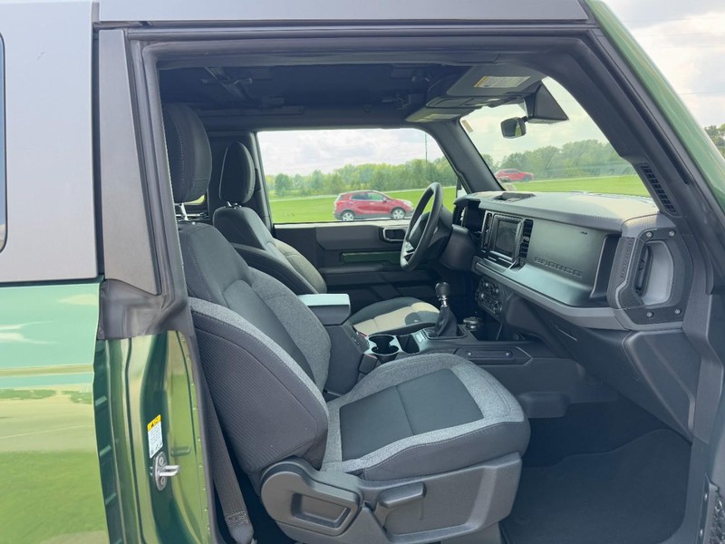 Ford Bronco Vehicle Image 10